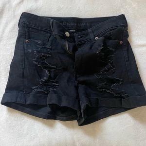 American Eagle size 4 Jean shorts in color black